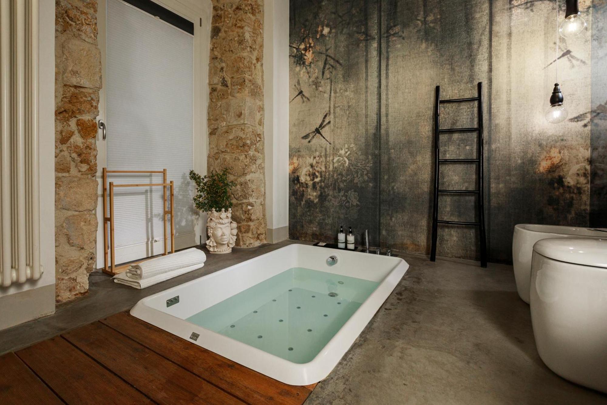 Embrace Sicily Guest House Noto Eksteriør billede